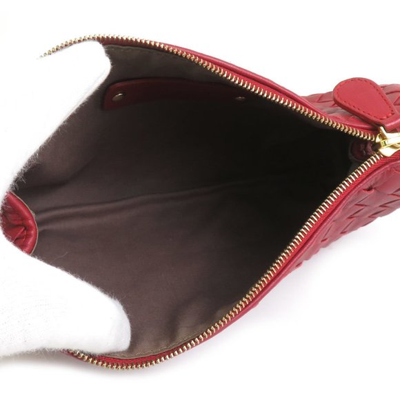 BOTTEGA VENETA Red Leather Intrecciato Pouch - Picture 3 of 5